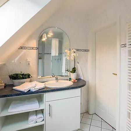 Hébergement de vacances Seepferdchen, 16a, Haus Zingst 16a *